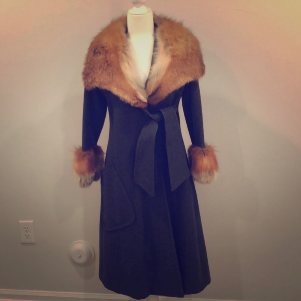 Real fox fur and wool coat with silk lining